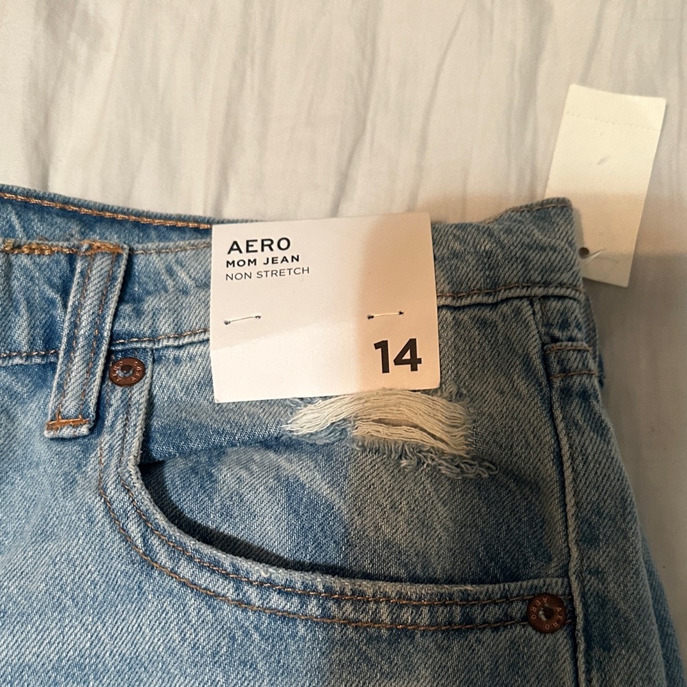 2 pairs of Aeropostale Light Blue Denim Mom Jeans distressed sz 14